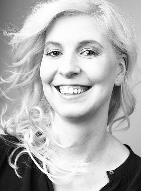 Susan. Zuständig für Assistenz und Teammanagement im Team von Joy & Smile, Ihre Zahnärzte in Leipzig